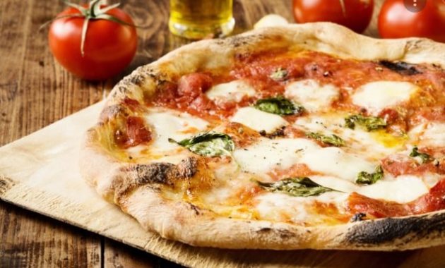 Neapolitan pizza, Italia